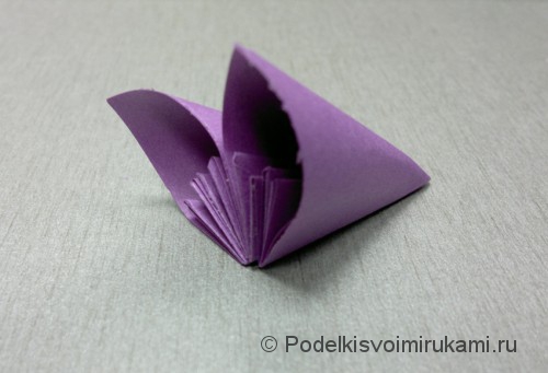 Как сделать цветок из бумаги. Модульное оригами. Фото №24.