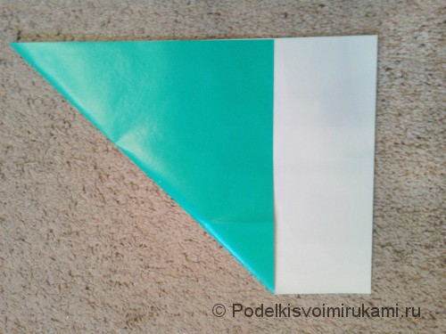 Как сделать четырёхконечный сюрикен из бумаги. Шаг №2. Фото 1.