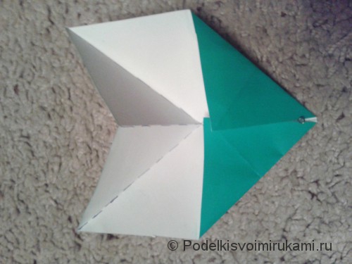 Как сделать восьмиугольный сюрикен из бумаги. Шаг №4. Фото 1.
