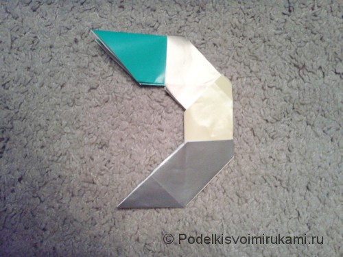 Как сделать восьмиугольный сюрикен из бумаги. Шаг №6. Фото 5.