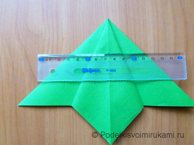 Ёлка оригами из бумаги своими руками. Шаг №11.