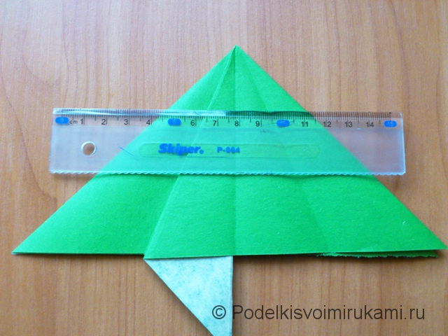 Ёлка оригами из бумаги своими руками. Шаг №12.