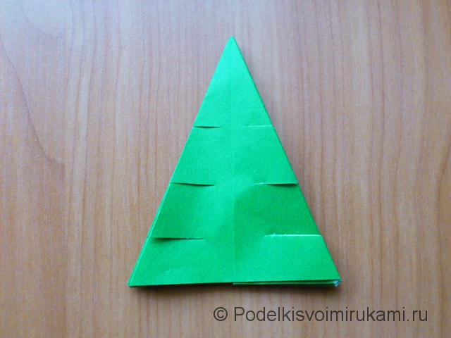 Ёлка оригами из бумаги своими руками. Шаг №27.