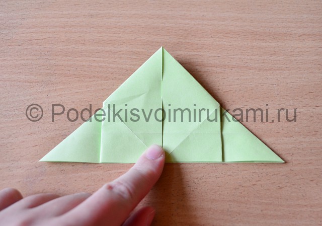 Как сделать фейерверк из бумаги. Фото 13.