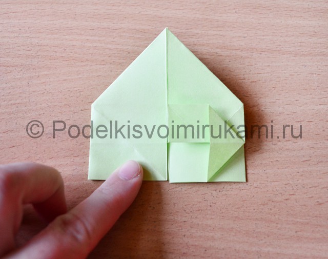 Как сделать фейерверк из бумаги. Фото 16.