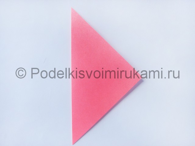 Как сделать лебедя из бумаги в технике оригами. Фото 2.