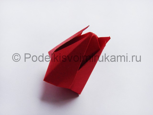 Как сделать тюльпаны из бумаги своими руками. Фото 16.
