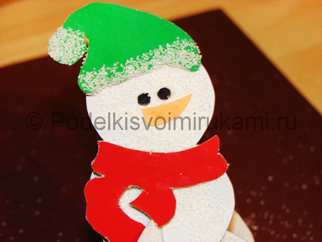 Изготовление снеговика из бумаги - фото 24.