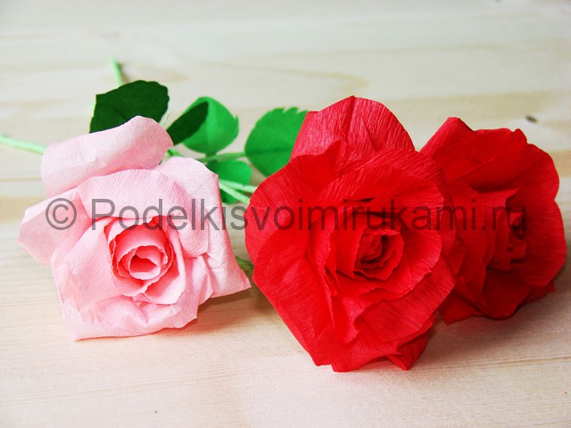 Изготовление розы из гофрированной бумаги - фото 34.