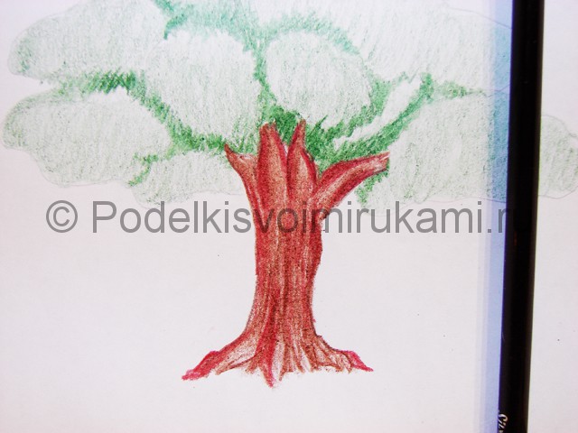 Рисуем дерево цветными карандашами - фото 13.