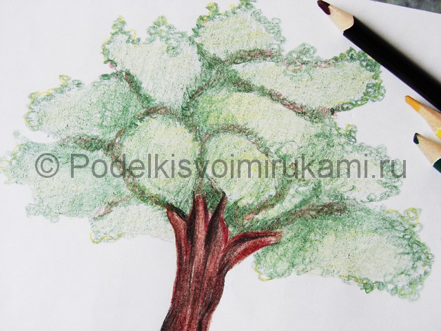 Рисуем дерево цветными карандашами - фото 23.
