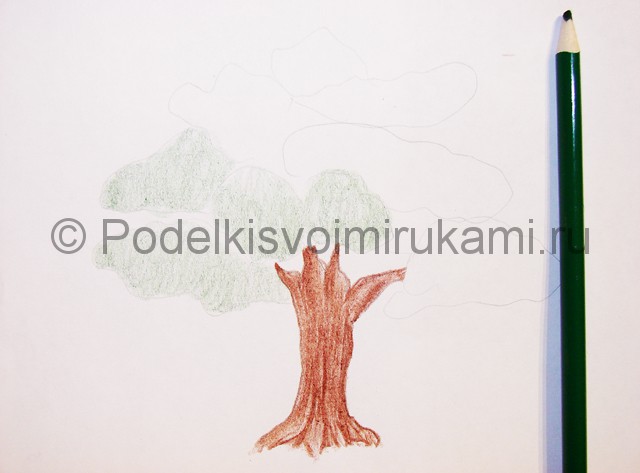 Рисуем дерево цветными карандашами - фото 7.